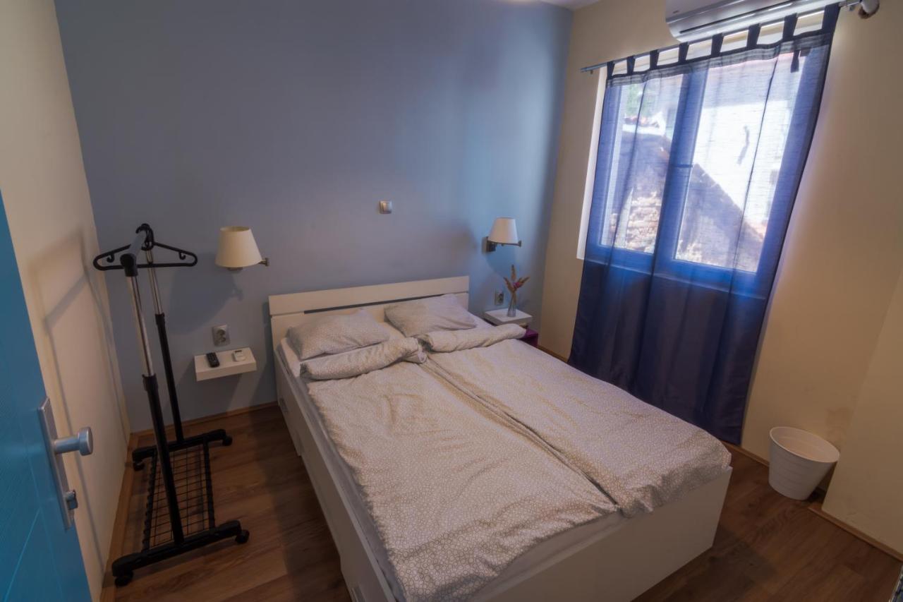 Old Town Hostel Охрид Екстериор снимка
